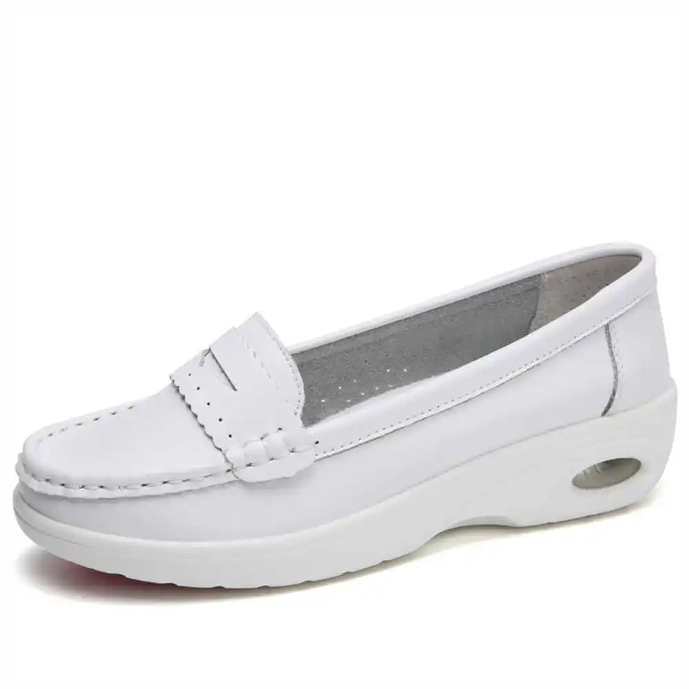 Thick Sole Slipon White Traine - Travel Accessories On Sale avaliação e preço