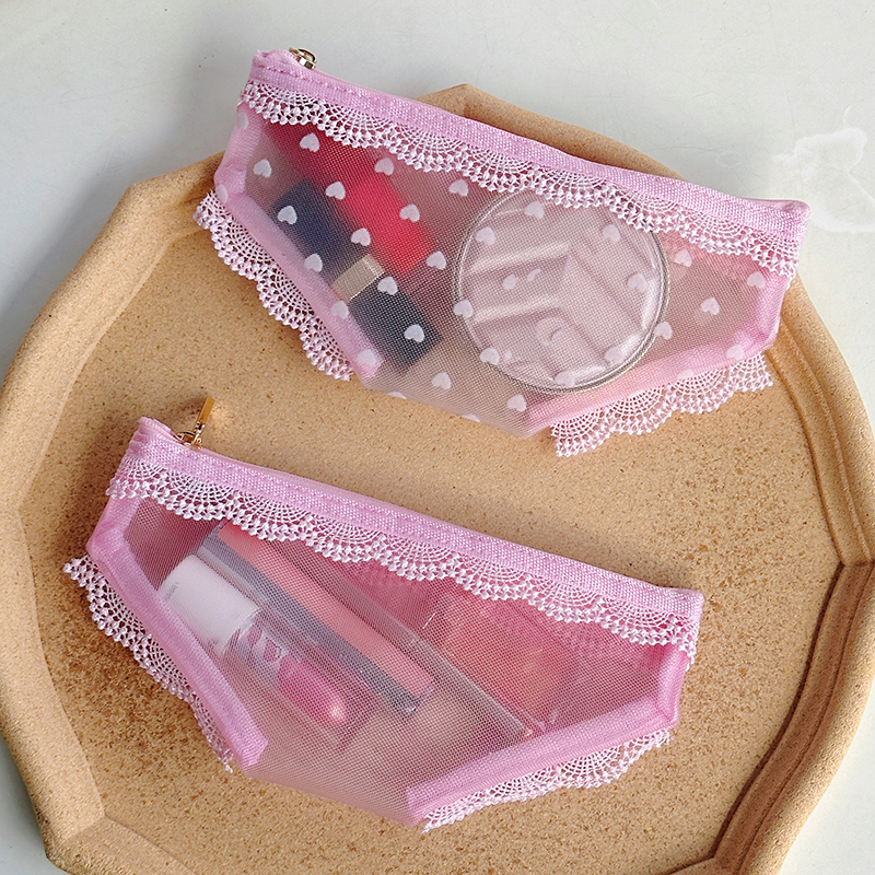 Briefs Shape Travel Cosmetic B - Travel Accessories Pouch avaliação e preço