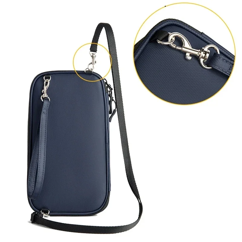 Travel Gadgets Document Cover  - Travel Accessories And Gadgets avaliação e preço